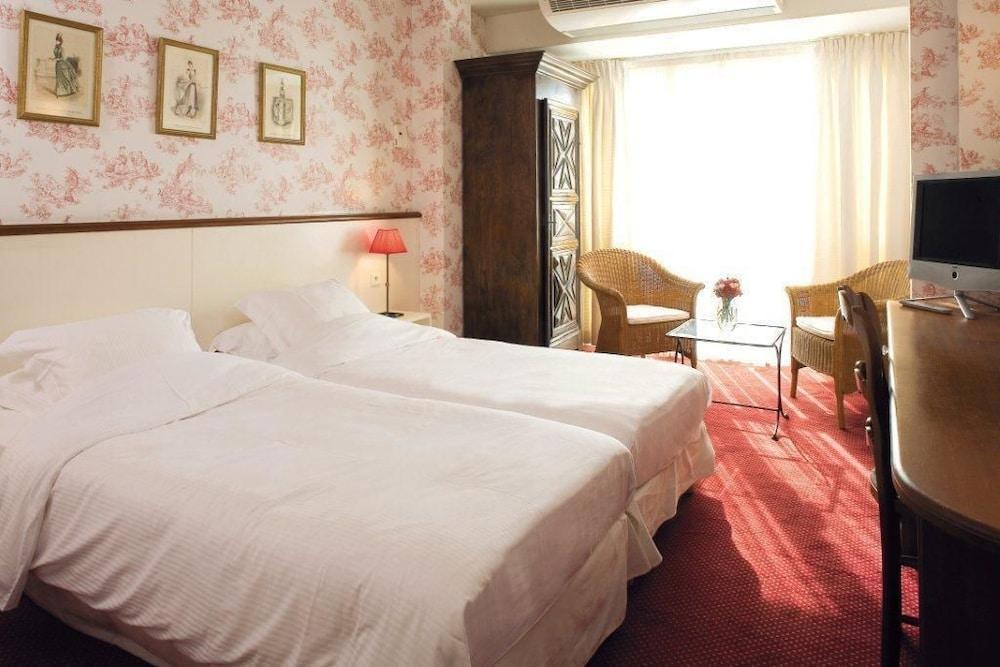 Hotel Ithurria - Teritoria Ainhoa Luaran gambar