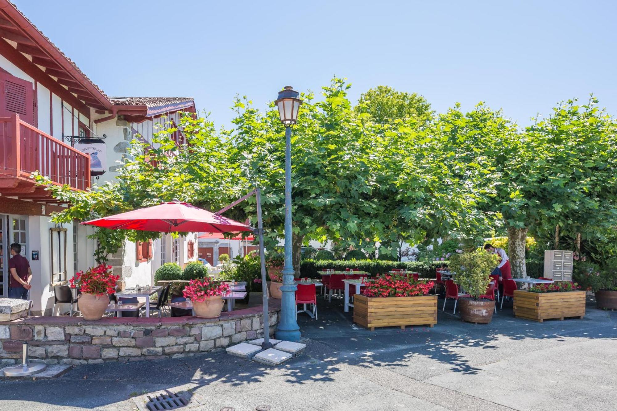 Hotel Ithurria - Teritoria Ainhoa Luaran gambar