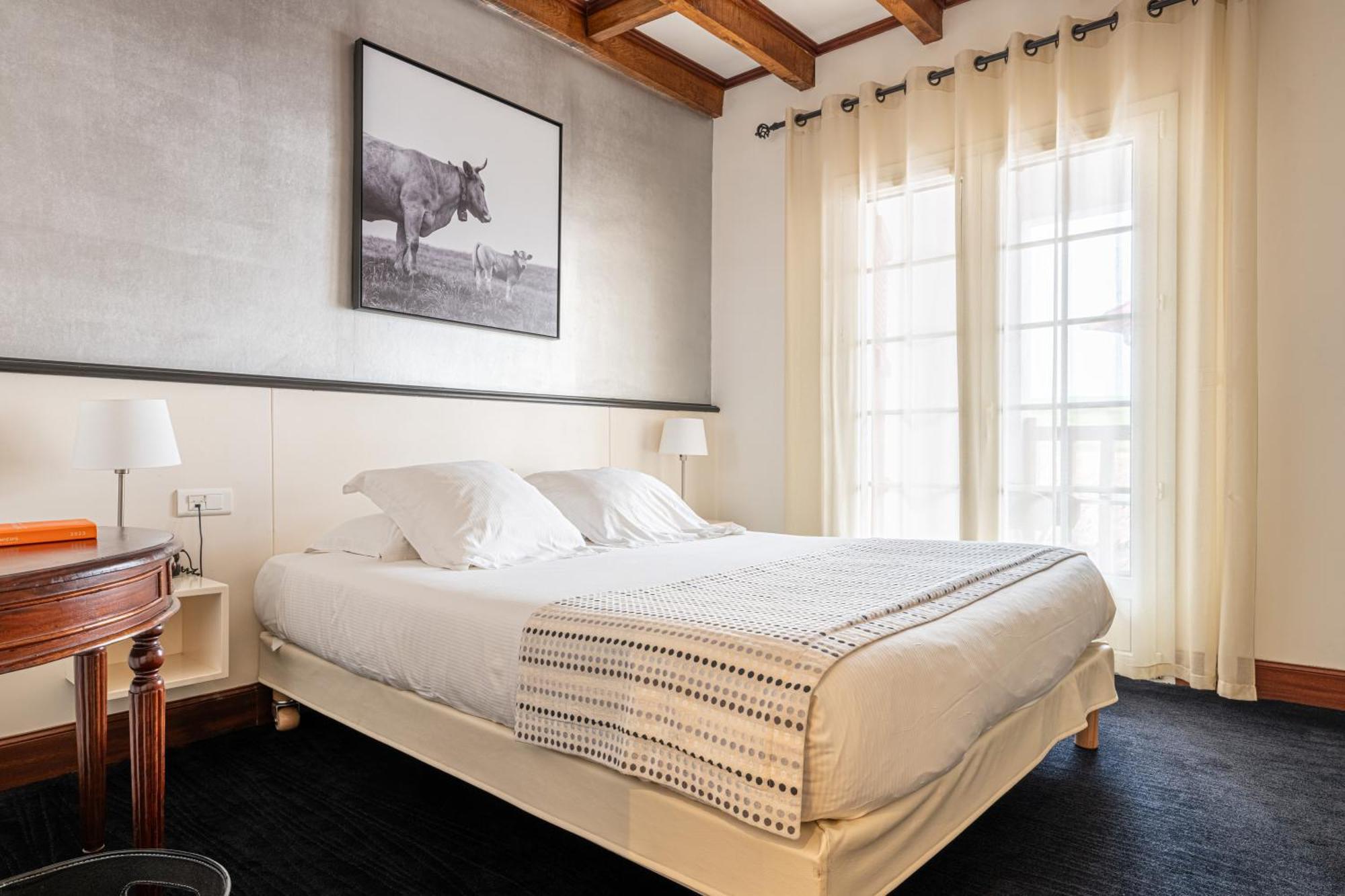 Hotel Ithurria - Teritoria Ainhoa Luaran gambar