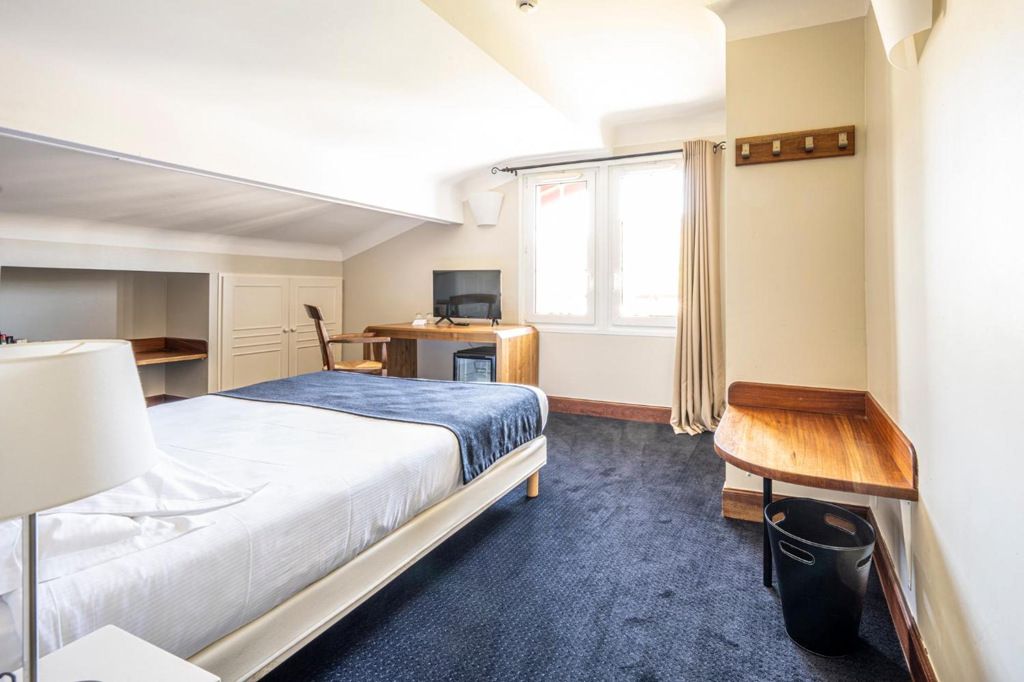 Hotel Ithurria - Teritoria Ainhoa Luaran gambar