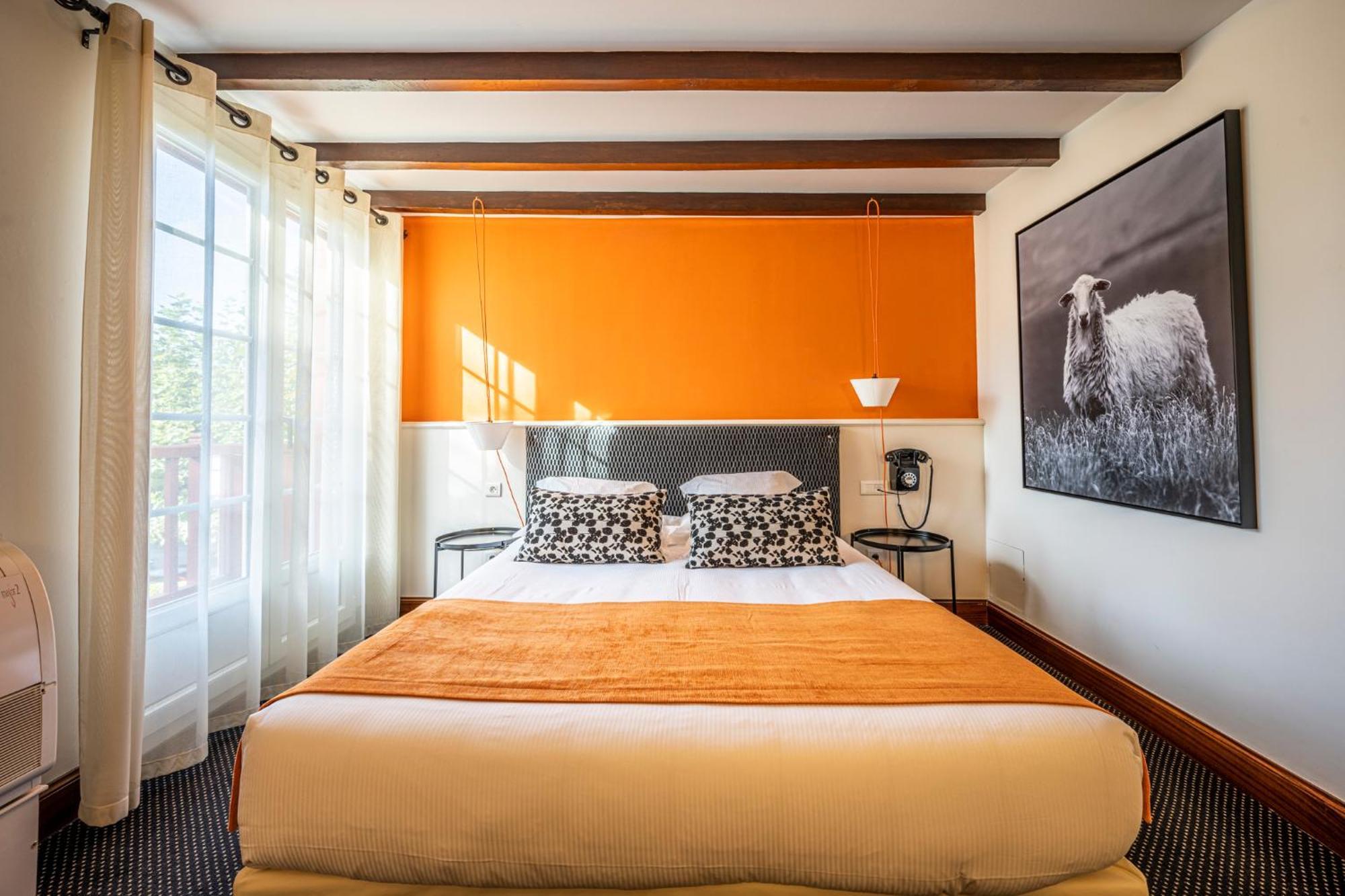 Hotel Ithurria - Teritoria Ainhoa Luaran gambar